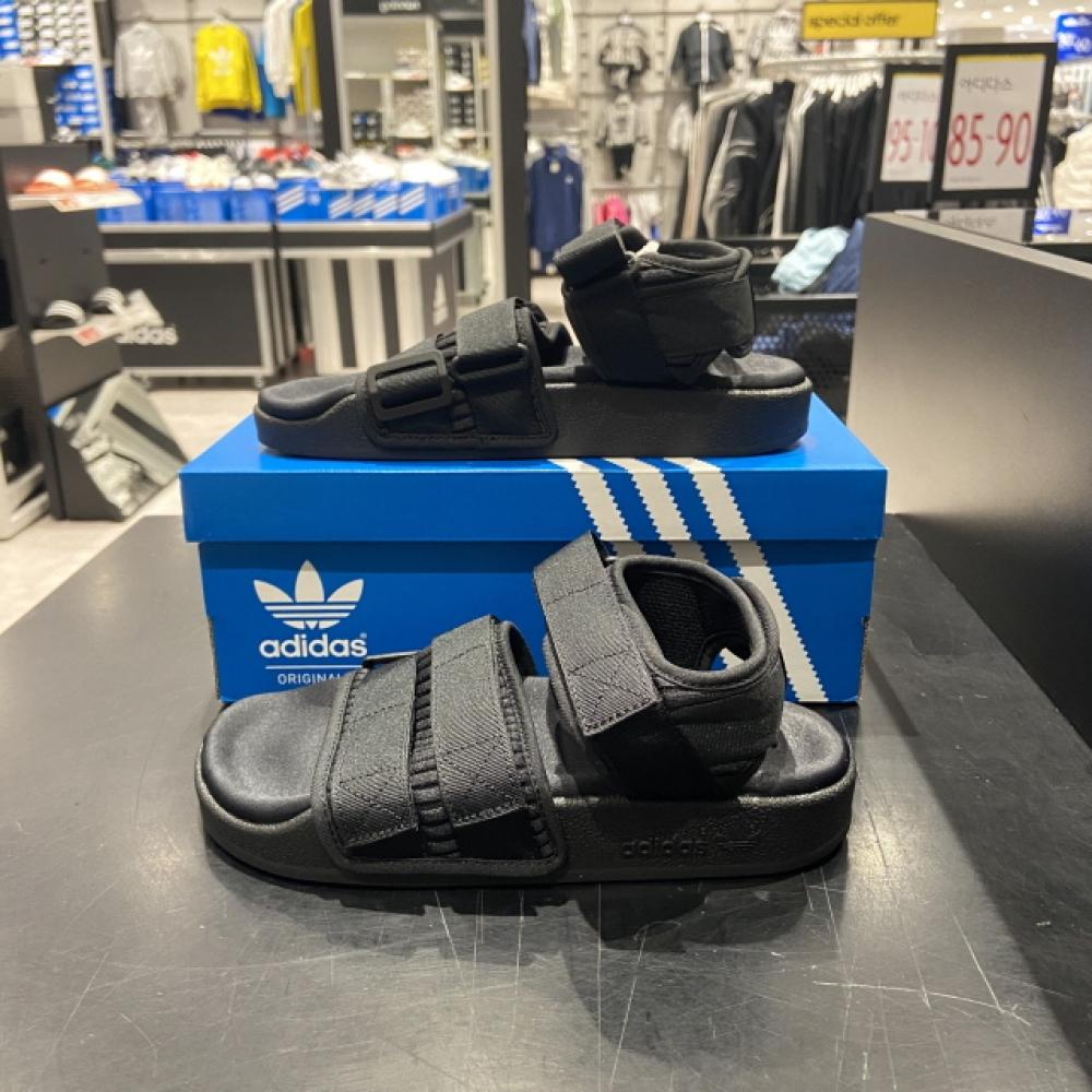 

adidas [adidas] Сандалии Adilette 2,0 Вт CG6623 Сандалии ADILETTE 2,0 Вт