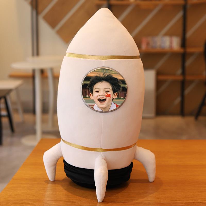 

Плюшевая кукла космонавта - Ракета Космический корабль Детская подушка и подарок 33 cm