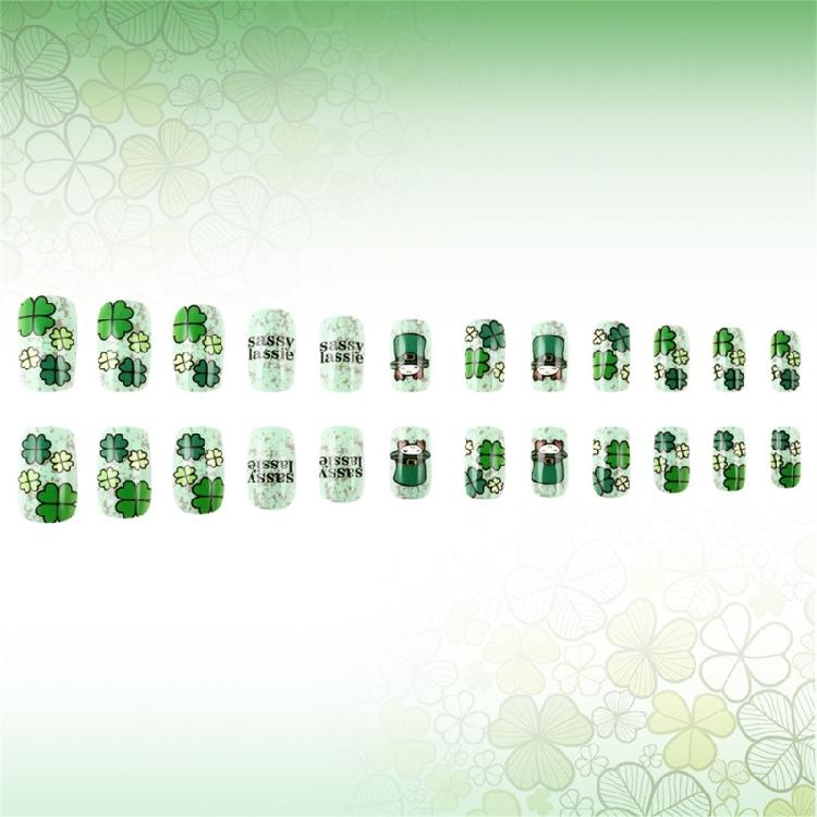 24Pcs Short Coffin Style False Nail With Patrick's Day Green Shamrock Design Artificial Nail For Fashionable Women