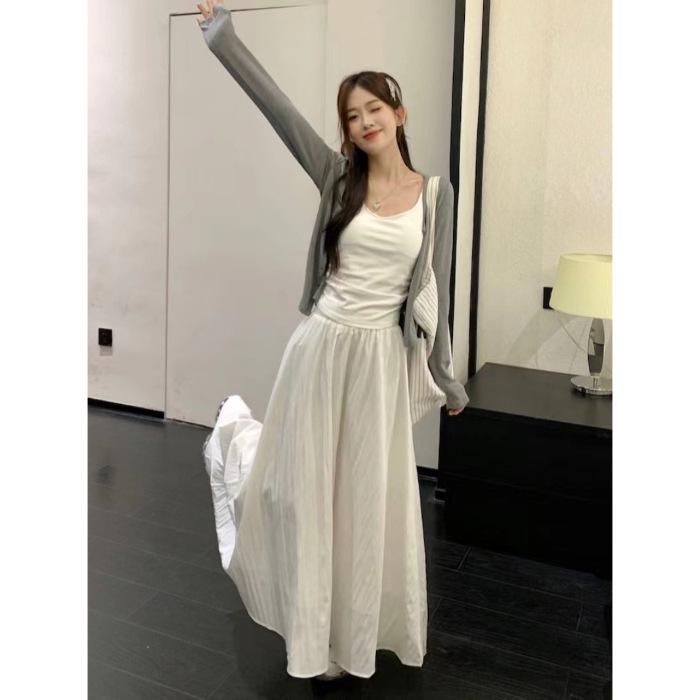 Damesommerhvitt midiskjørt og cardigan tredelt sett - Elegant og moden stil, gudinnevibb, langermet