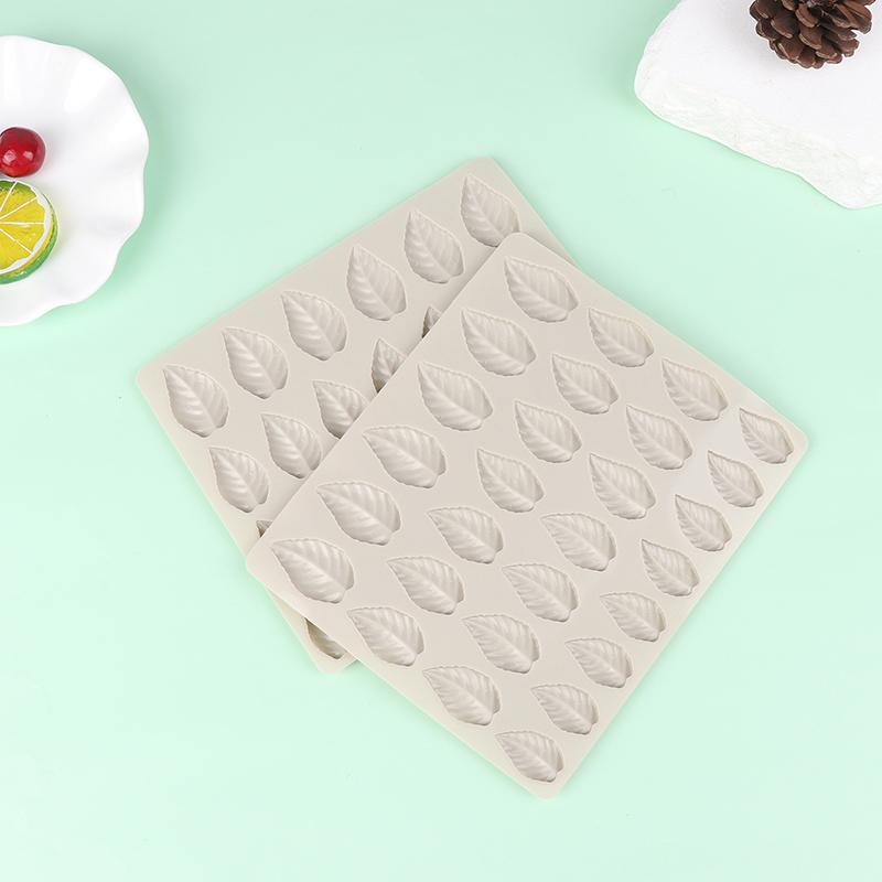 1 stk 28-hulrom Mini Bladform Silikonform DIY Kakedekorering Gummigodteri Form Silikon Sjokoladeform Bakeverktøy