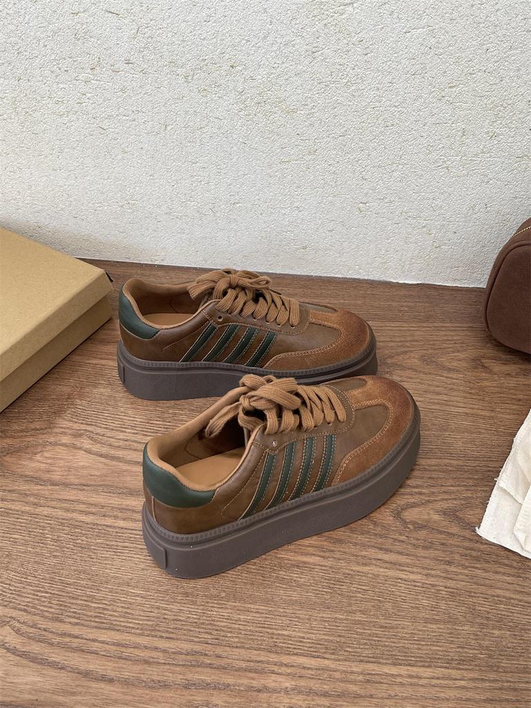 Fashion Women's Vulcanize Shoes Design Round Toe Lace Up Sports Casual Women's Sneaker Shoes Comfortable flat shoes zapatos de mujer