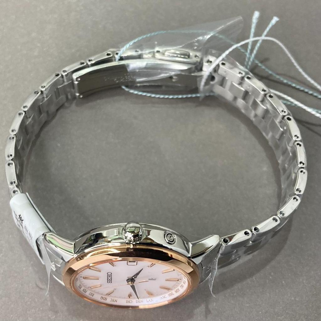 [USED] Seiko Lukia Women's Solar Radio-Controlled Watch SSVV074
