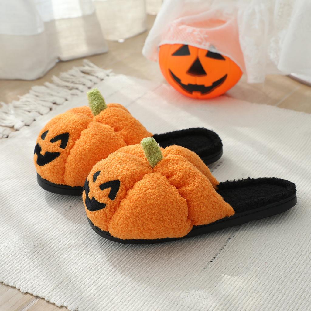 Fashion Cotton Fluffy Slippers Home Cartoon Pumpkin Platform Plush Slides Couple 2025 Funny Halloween Casual Designer Shoes Women Indoor
