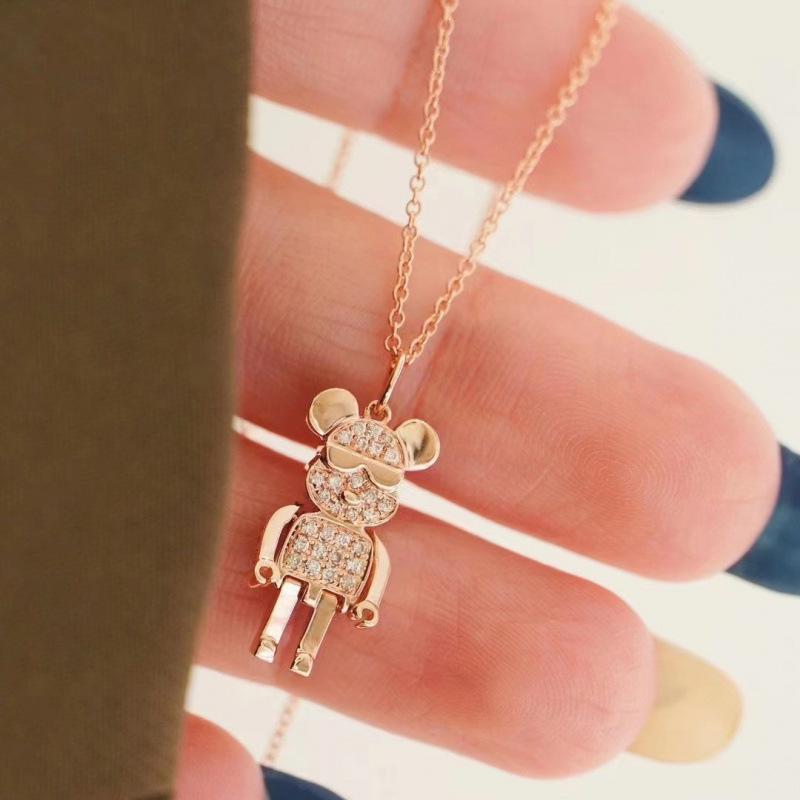 Women s Hip Hop Violent Bear Pendant Necklace - Minimalist  Non-Fading Clavicle Chain in European American Internet Celebrity Style