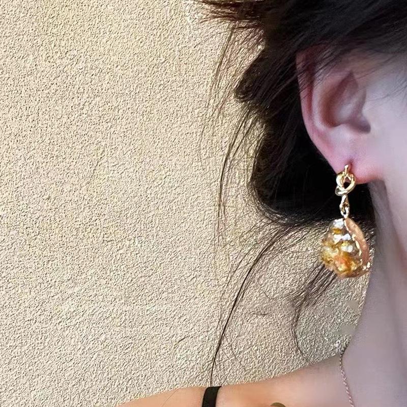 Trendy Earrings with Vintage and Fashionable Water Drop Shape and Zircon Gemstone