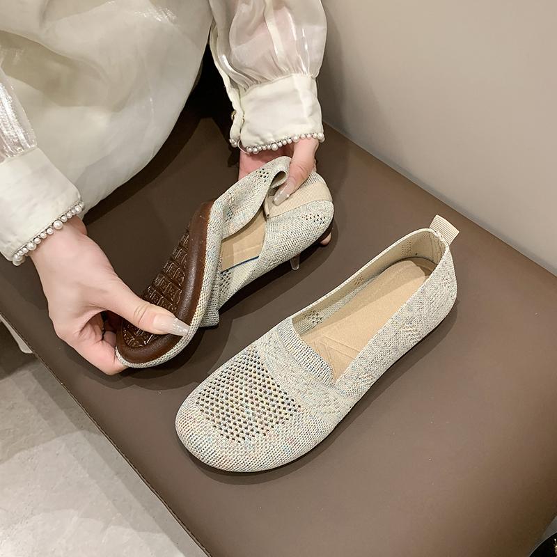New Mesh Breathable Sneakers Women Breathable Light Slip On Flat Casual Shoes Ladies Loafers Socks Shoes Women Zapatillas Mujer