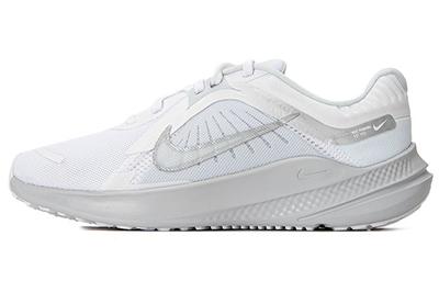Sapatos de mulher – Ténis