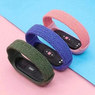 Elastisches Uhrenarmband mit einem Riemen für den Ersatz von Xiaomi Mi Band 3/4/5/6/NFC mit geflochtener Nylonschlaufe