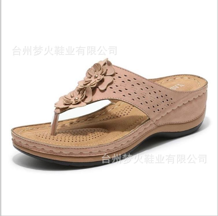New sandals women's car line non-slip light herringbone pinch foot slope heel cool slippers shoes