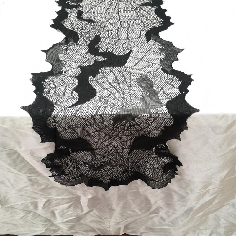 Gruselige Halloween-Dekoration 13x68 Zoll Schwarzer Tischläufer, Wasserabweisend mit Spinnennetz- und Fledermausmotiven für festliches Speisen