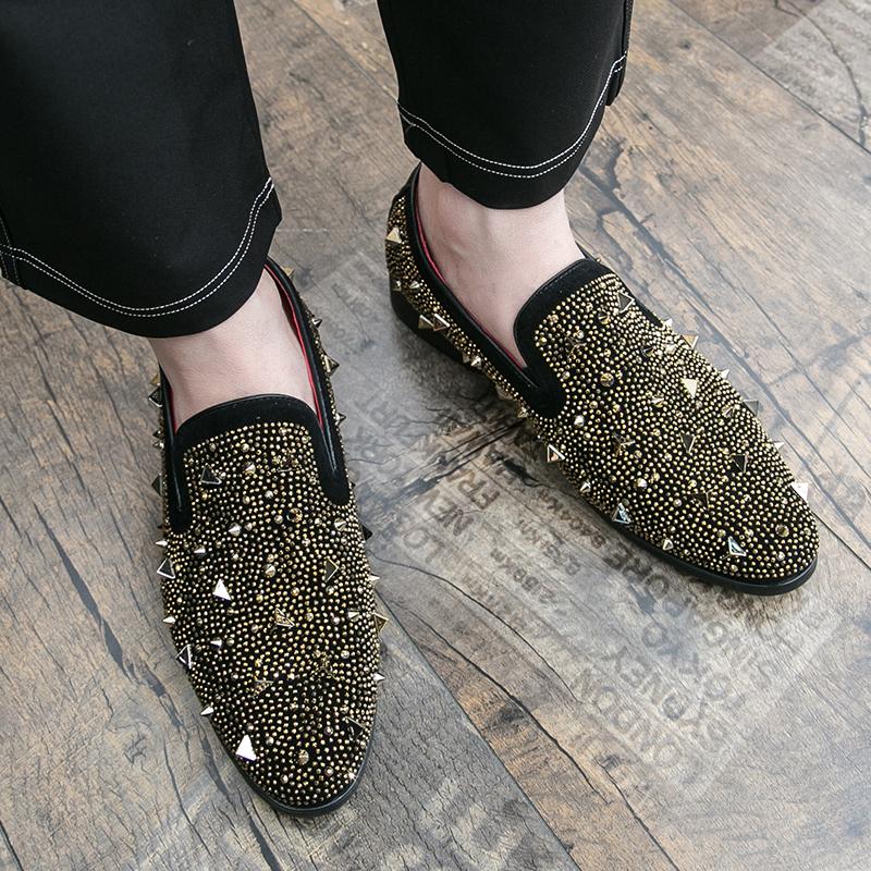 Fashion Size 38-47 Classic Men Loafers Lightweight Comfortable Fashionable Small Leather Shoes for Men European Classic Business Shoes