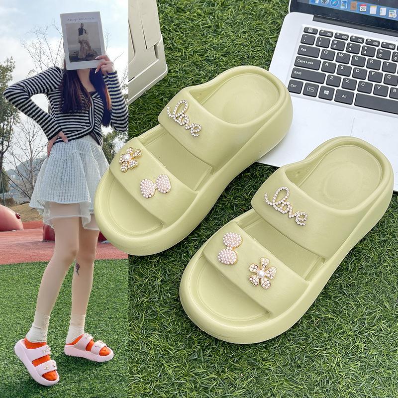 Summer New Solid Color Outdoor Stepping On Shit Sandals Platform Slippers Women's Fashion Double Strip Outer Wear Cool Slippers Are Now Approved