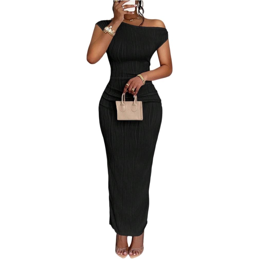 Women's Summer Fashion Solid Color Sloping Shoulder Slim Fitting Date Party Dress