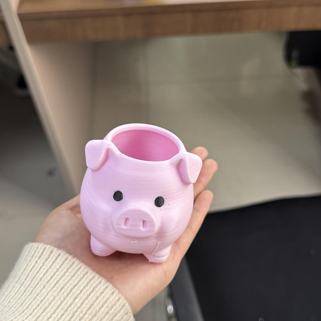 3D Pig Figurine Pen Holder, Unique Cute Desktop Storage Organizer for Stationery Makeup Brushes Office Desk Decoration