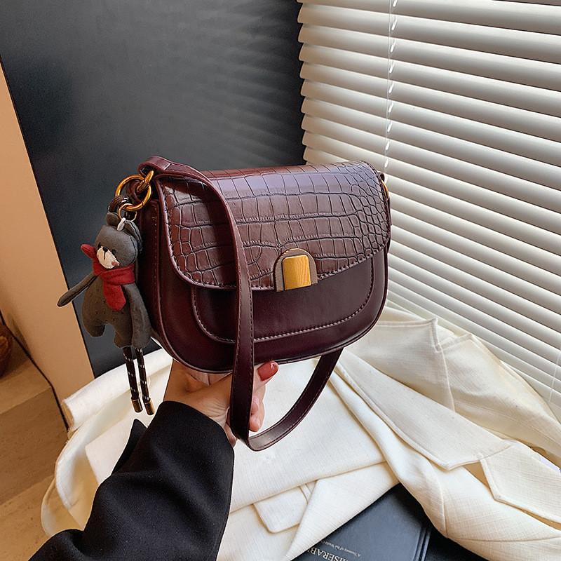 IELGY French Niche Saddle Bag Autumn Winter One-Shoulder High-End Retro All-Match Fashion Cross-Body Bag