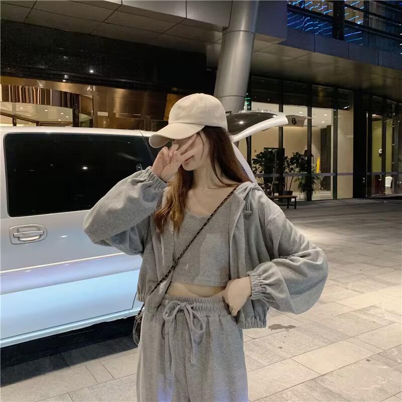 Women's Spring 2025 Three-Piece Tracksuit: Simple Hooded Jacket & Long Pants Set, Long-Sleeved Design