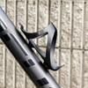 GORIX Karbonový držák na láhev na kolo z uhlíkových vláken, matný karbon, držák na nápoje pro silniční kolo, ultra lehký (GX-BCARBON) Černá, Vysokopevnostní,