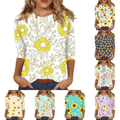 Women's Casual Floral Print Three Quarter Sleeve Top Round Neck Lightweight Blouse for Daily Wear and Outdoor Activities