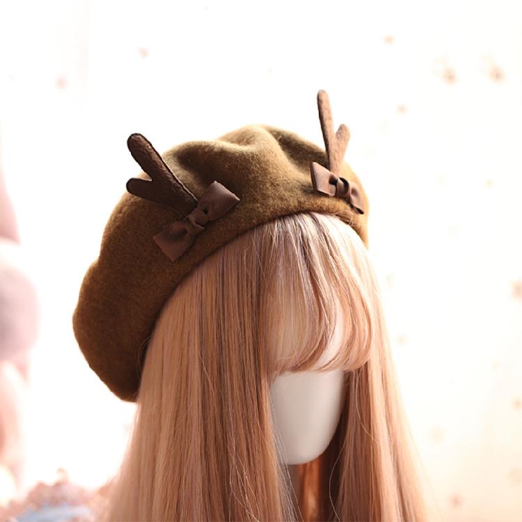 Trendy Cute Painter Hat Wool Beanie Hat Xmas Antler Beret Hat Wild for Christmas
