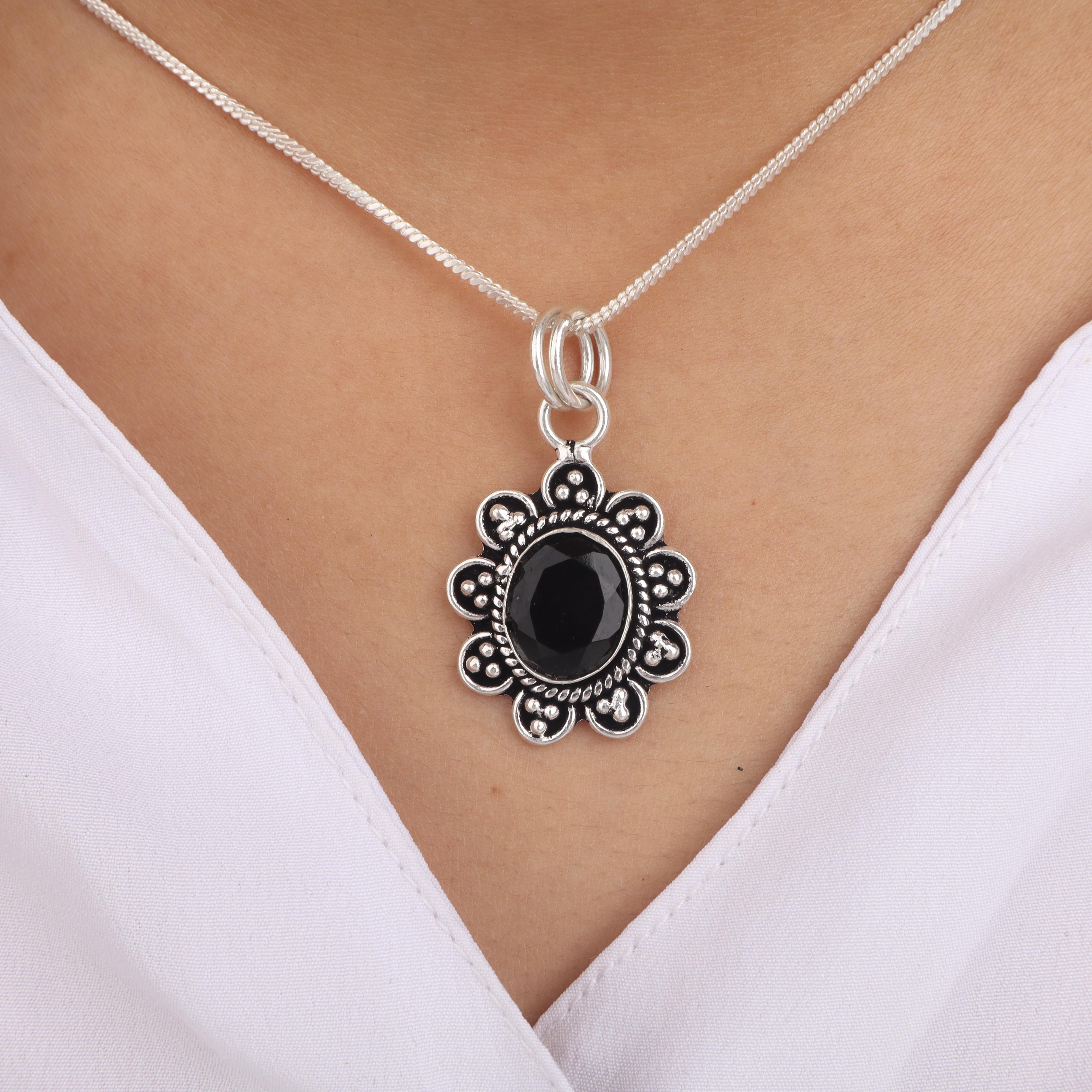 

Black Onyx Gemstone 925 Sterling Silver Jewelry Designer Pendant 1.37 Gift For Mother CP-40-16