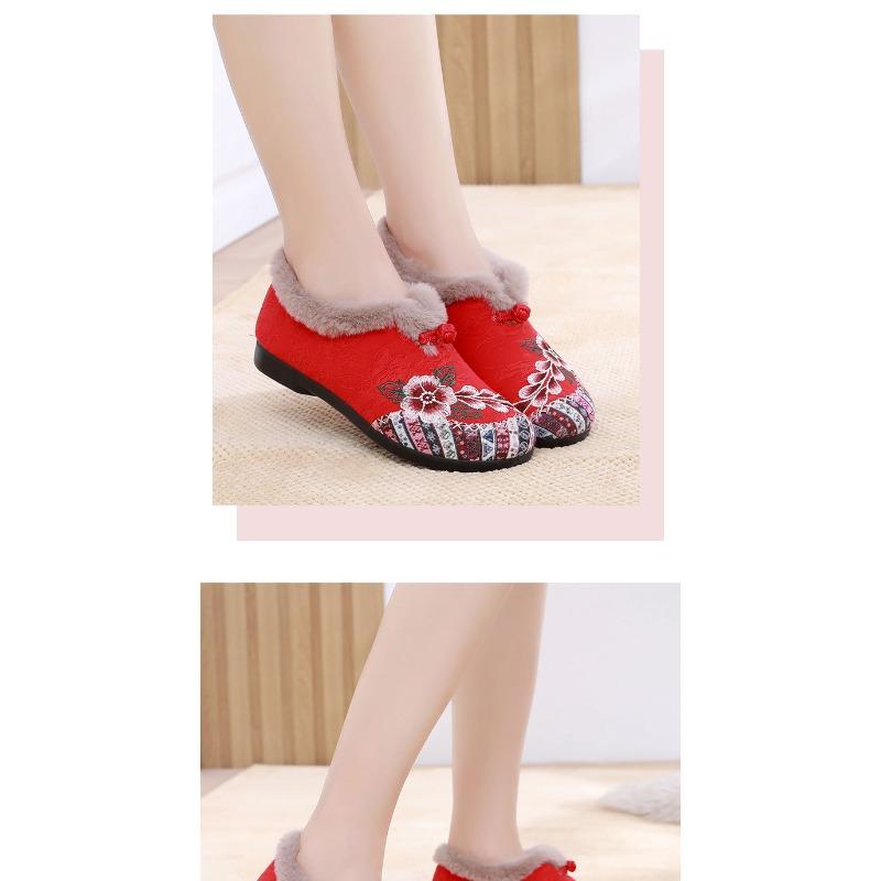 New Women's Cotton-Lined Boots with Thickened Insulation Flat-Soled Embroidered Shoes for Middle-Aged and Elderly Women