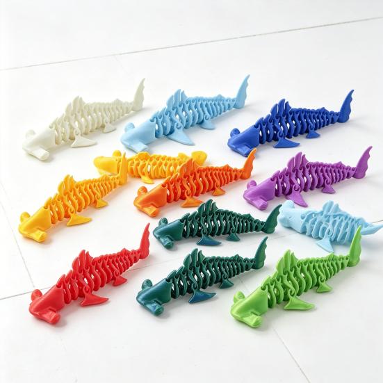 3D Printed Shark Figurine Flexible Fidget Animal Model Articulated Stress Relief Desk Toy