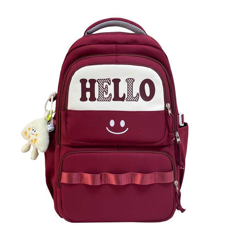 A Lightweight and Large-capacity Backpack with A Fresh and Elegant College Style