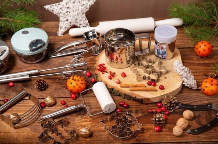Small Rotary Kitchen Whisk for Foam