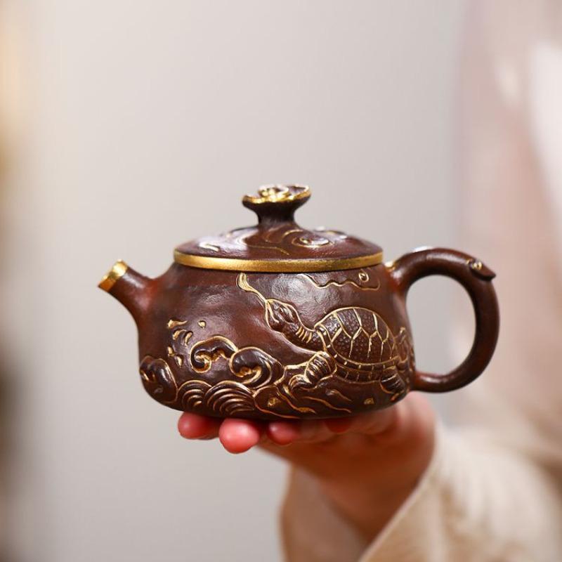 

200ml Traditional Yixing Purple Clay Teapots Handmade Gold Drawing Pot Raw Ore Purple Mud Kettle Chinese Zisha Tea Set Drinkware