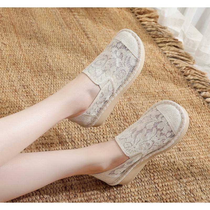 Women's Winter Furry Slip-Resistant Platform Sneakers/Boots - Thick Platform Height Increase