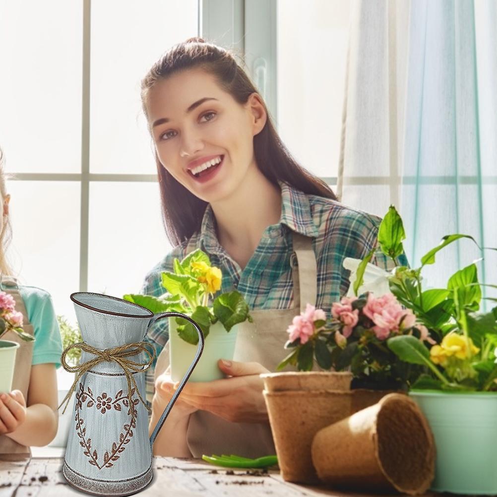 Vintage Flower Vase Iron Art Flower Pot Rustic Flower Bucket for Balcony Living Room Table Decoration