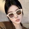 New Travel Women Girls Square Round Frame Decor Rivets Eyeglasses Fashion Kelly Sunshade Sunglasses Meta Wear Sunglasses Uv400