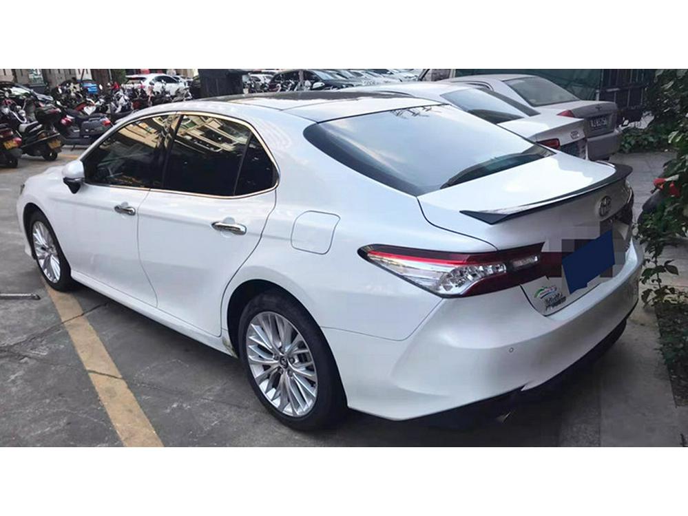 Toyota Camry 2018-2023 8. Generation Heckspoiler - Bohrerlose Montage