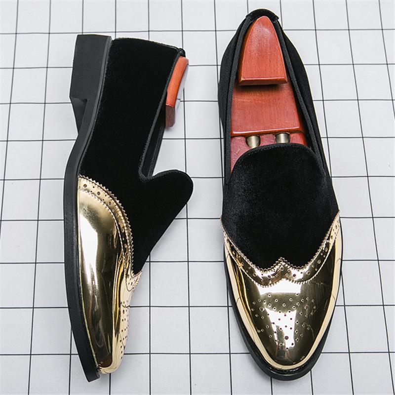 New Britain Gentleman Royal Pointed Velvet Brogue Leather Shoes For Men Fashion Designer Casual Loafers Formal Dress Footwear