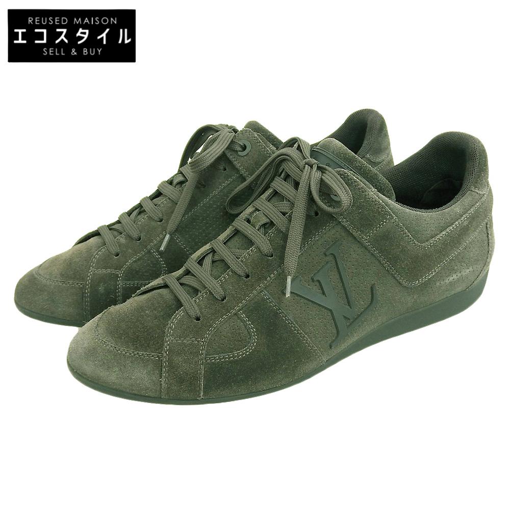 Louis Vuitton LV Logo Suede Low-Top Sneakers, Men's, Khaki Gray, Size 7, GO0142 Shoes 7 Khaki grayUsed