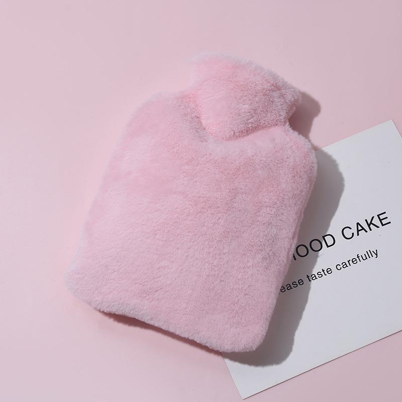 Large Water-Filled Women's Hot Water Bottle with Solid Color Flannel Cover, 2000 Ml Capacity