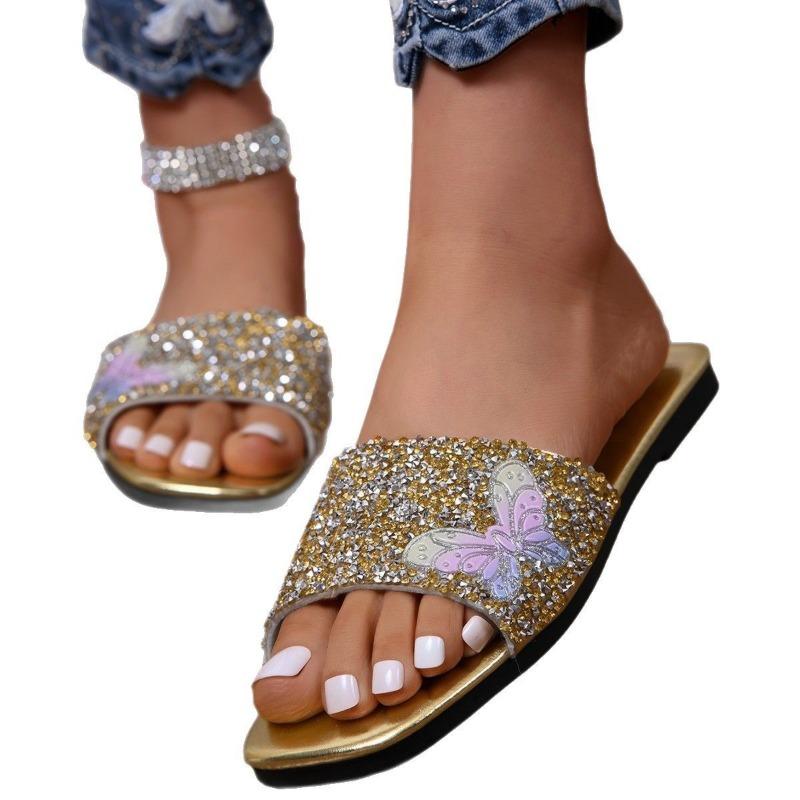 New Large Size Flat Bottom Beach Cool Slippers Women's New Square Head Comfortable Versatile Rhinestone Sandals