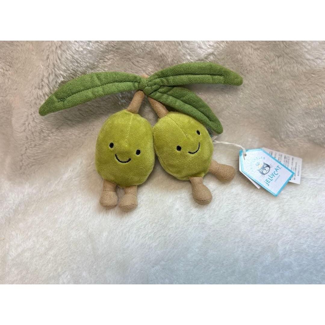Снято с производстваНовая пара оливок Jellycat Amuseables