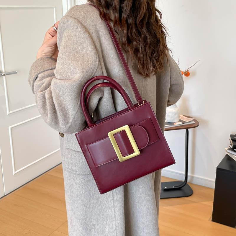Retro small square bag women's  new fashion portable messenger bag winter solid color texture shoulder bag