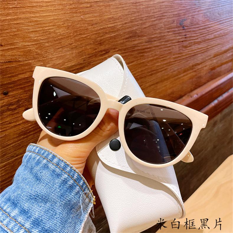 Retro White Sunglasses Women's Round Frame Sunglasses Advanced Polarizer