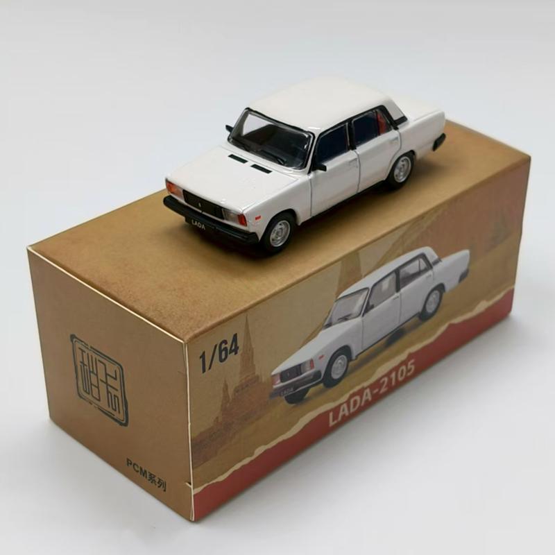 Diecast 1/64 Scale Perka LADA 1970 Vintage Classic Sedan 2101 2105 FSO Polonez Alloy Car Model Collection Ornament Decoration