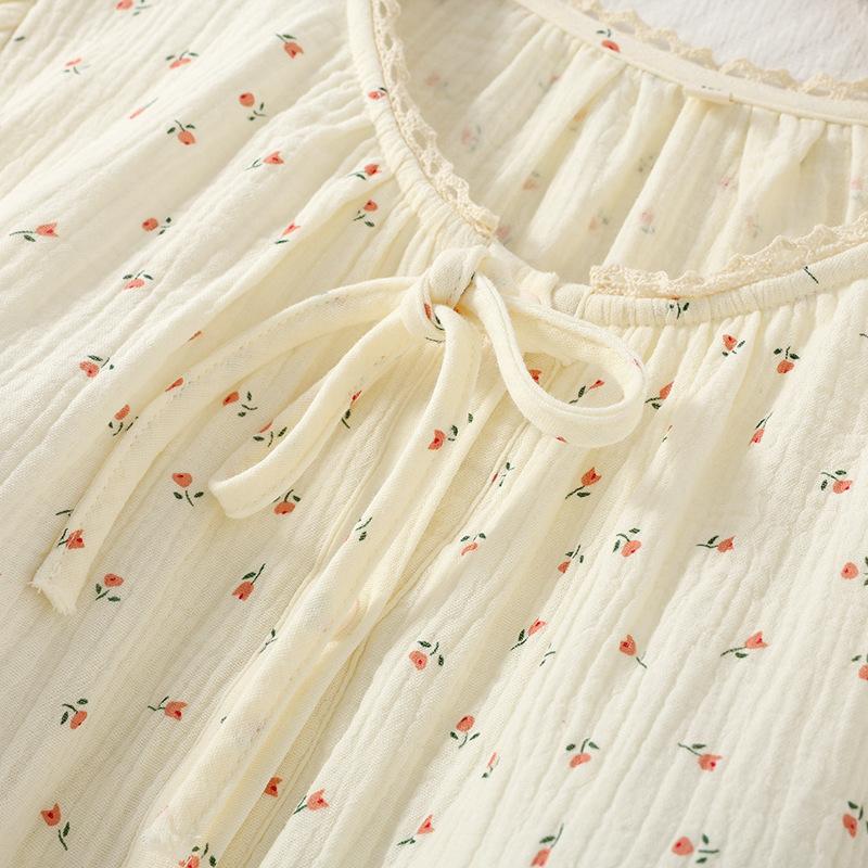 Pure cotton crepe yarn round neck spring and autumn chest pad long-sleeved trousers pajamas can be worn at home