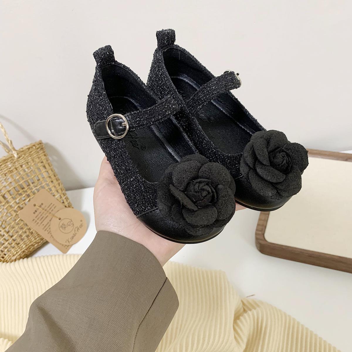 

Туфли Мэри Джейн для корейских девочек «Цветочная принцесса» - Мягкая подошва, Универсальная коллекция весна/осень 2025 (Size 23-25 whole hand 3 pairs minimum) чёрный