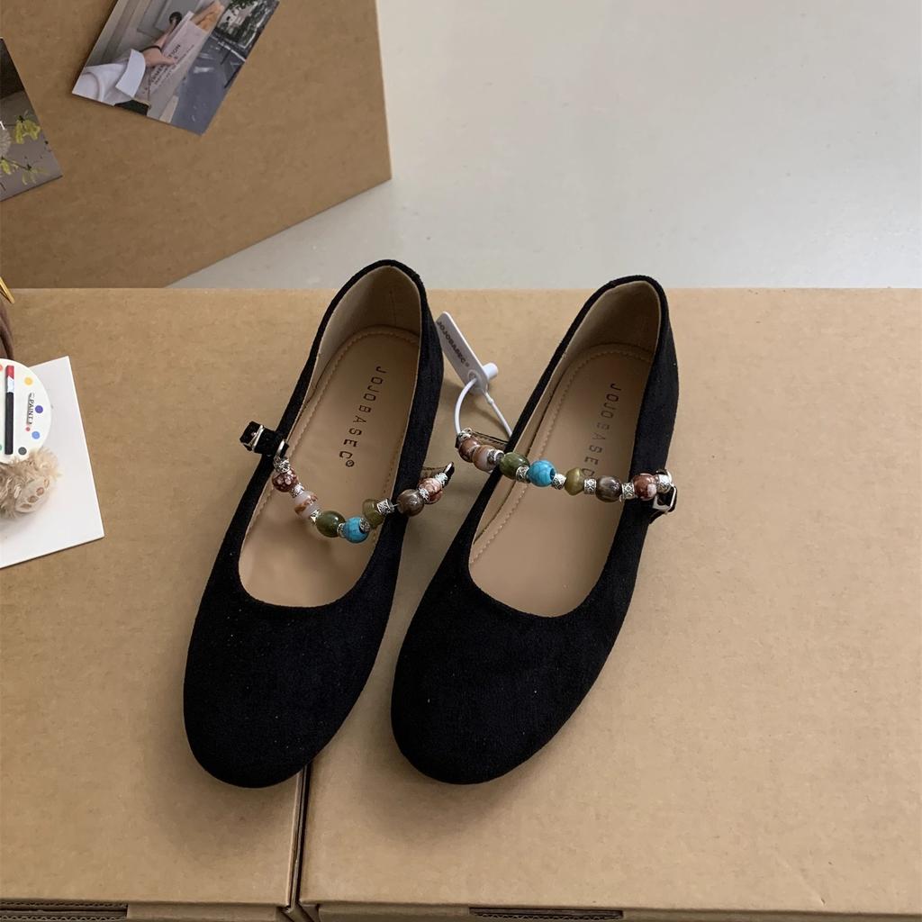 Französisches Wildleder Ein-Wort-Schnalle Mary Jane Schuhe Damen 2025 Herbst neu Nischendesign Perle weiche flache Schuhe