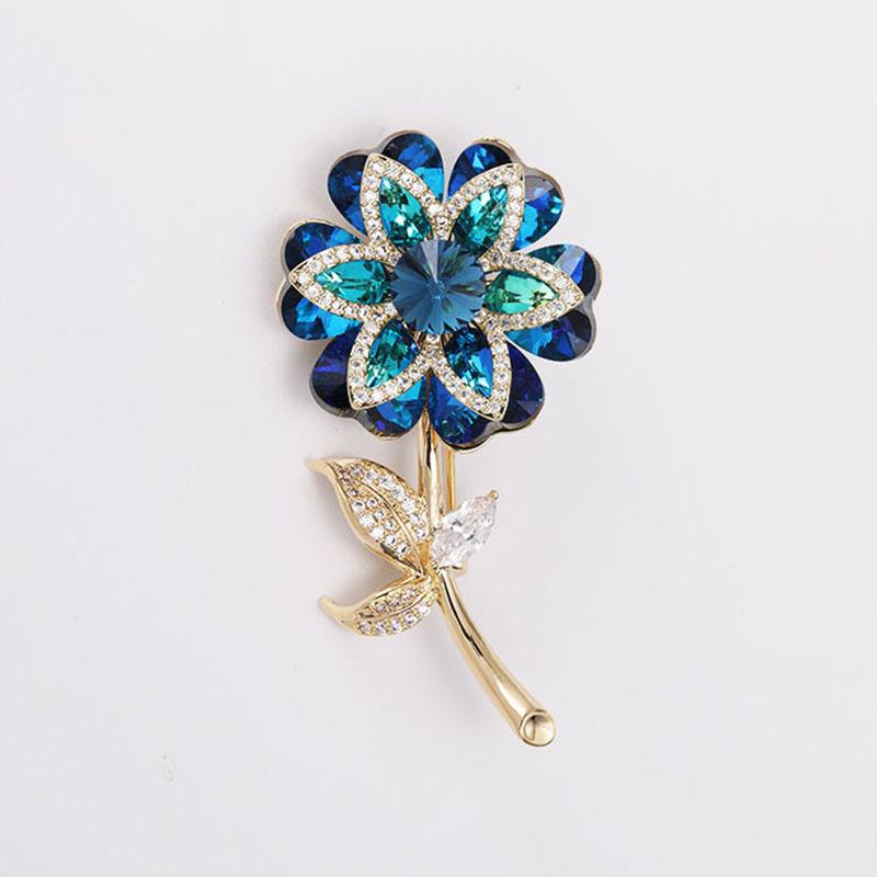 

Flowering Brooch Women S High-End Sense Small Fragrant Style Pin Niche Exquisite Brooch Temperament Elegant Accessories