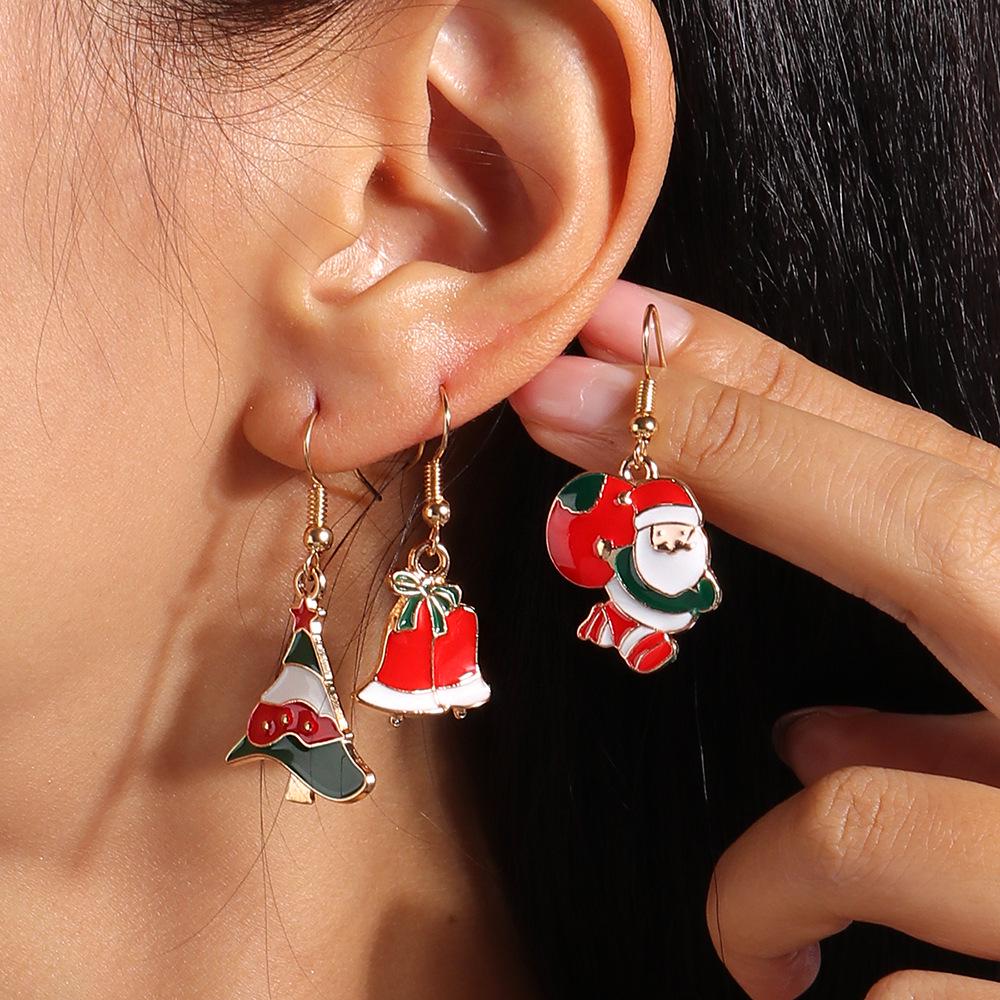 European & American Christmas Earrings: Santa Claus, Hat, Reindeer, Bells - Festive Ornaments for Women