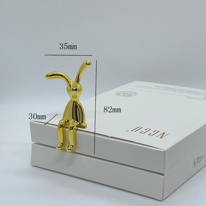 Rabbit Decorative Ornaments Cartoon Long Eared Rabbit Center Console Decor Pastable Plating Rabbit 3D Home Furnishings Ornament