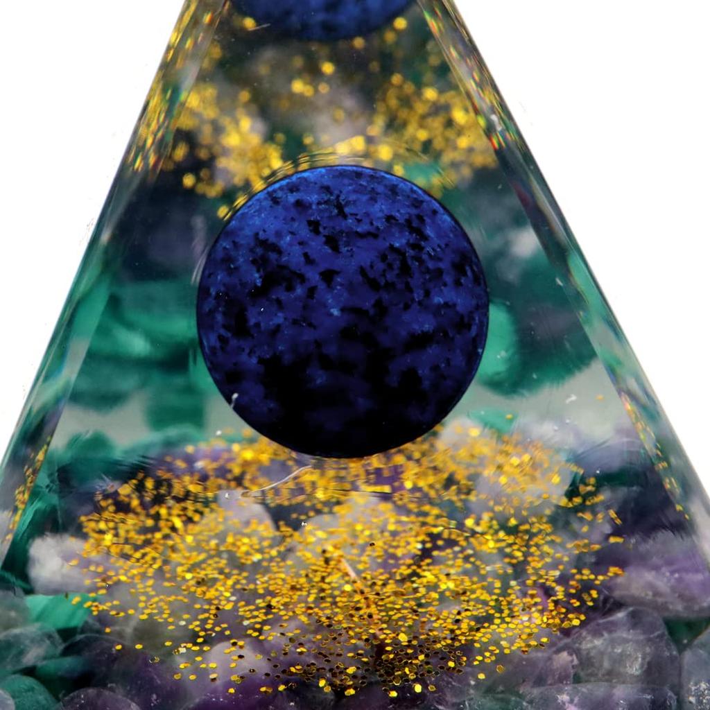 [GOLD STONE] Orgonite Pyramid, Natural Stone Chips, Malachite, Amethyst, Lapis Lazuli, Approx. 5cm Wide, Ornament, Power Stone, Purification