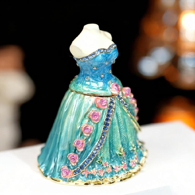 Elegant Handcrafted Enamel Coated Metal Jewelry Box for Jewelry Presentation and Decoration Rhinestones Details Case